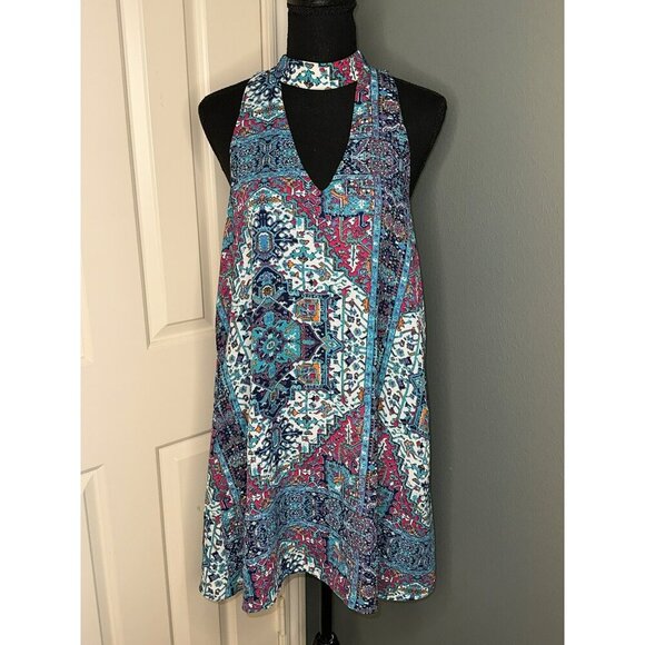 Olivaceous Women's Large Geometric Keyhole Cutout Sleeveless Mini Dress - Picture 1 of 9